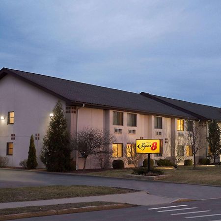 Hotel Super 8 By Wyndham Ithaca Exteriér fotografie