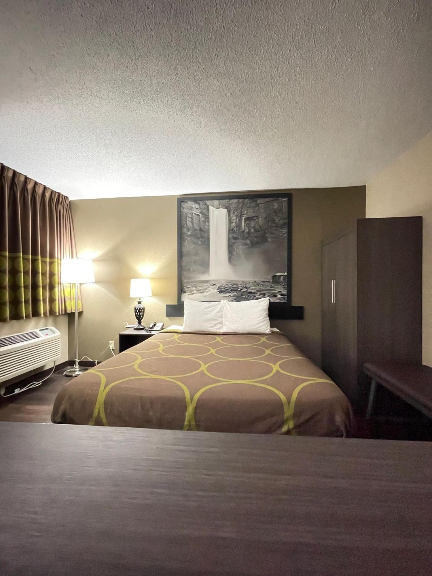 Hotel Super 8 By Wyndham Ithaca Exteriér fotografie