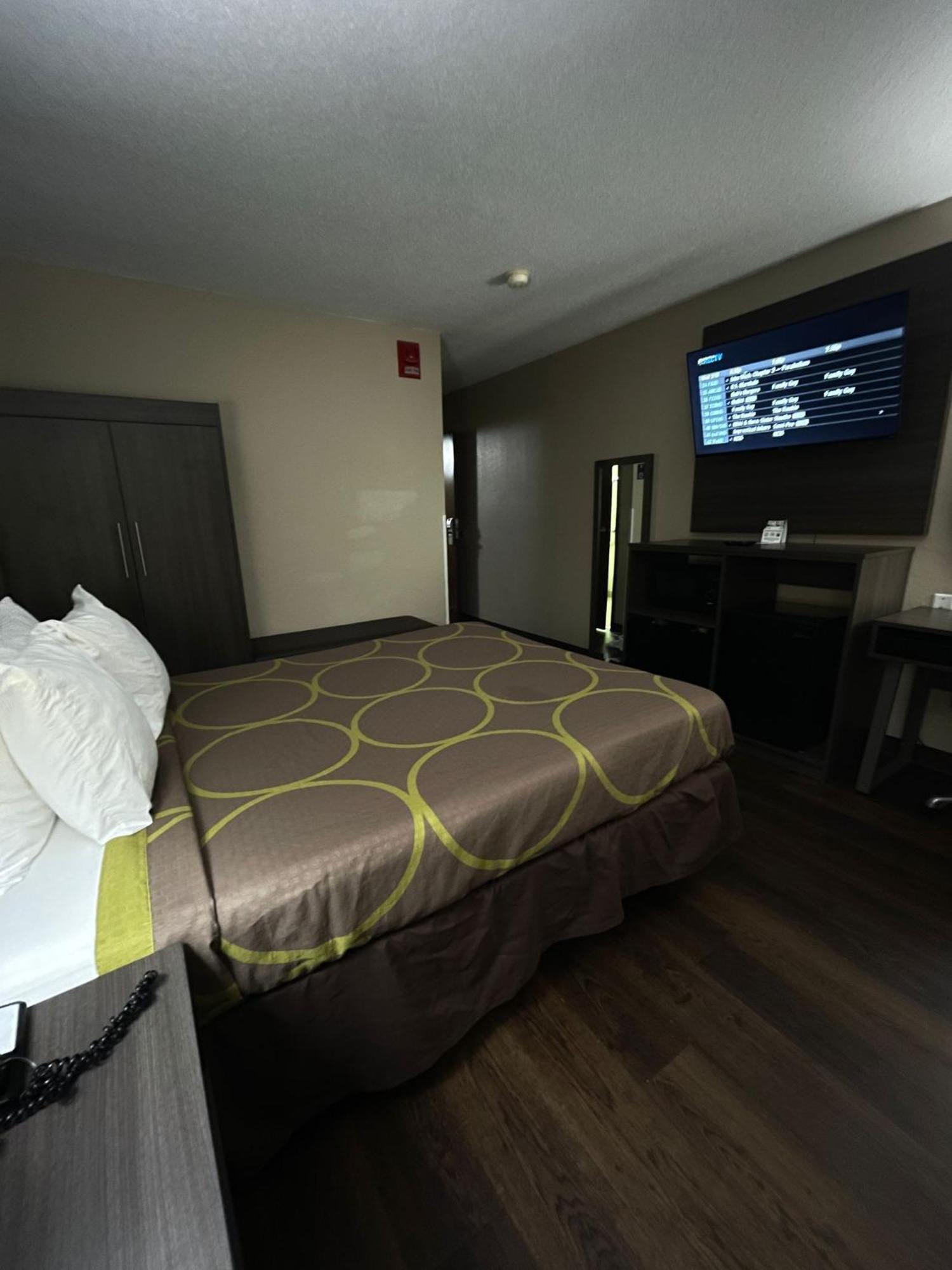 Hotel Super 8 By Wyndham Ithaca Exteriér fotografie