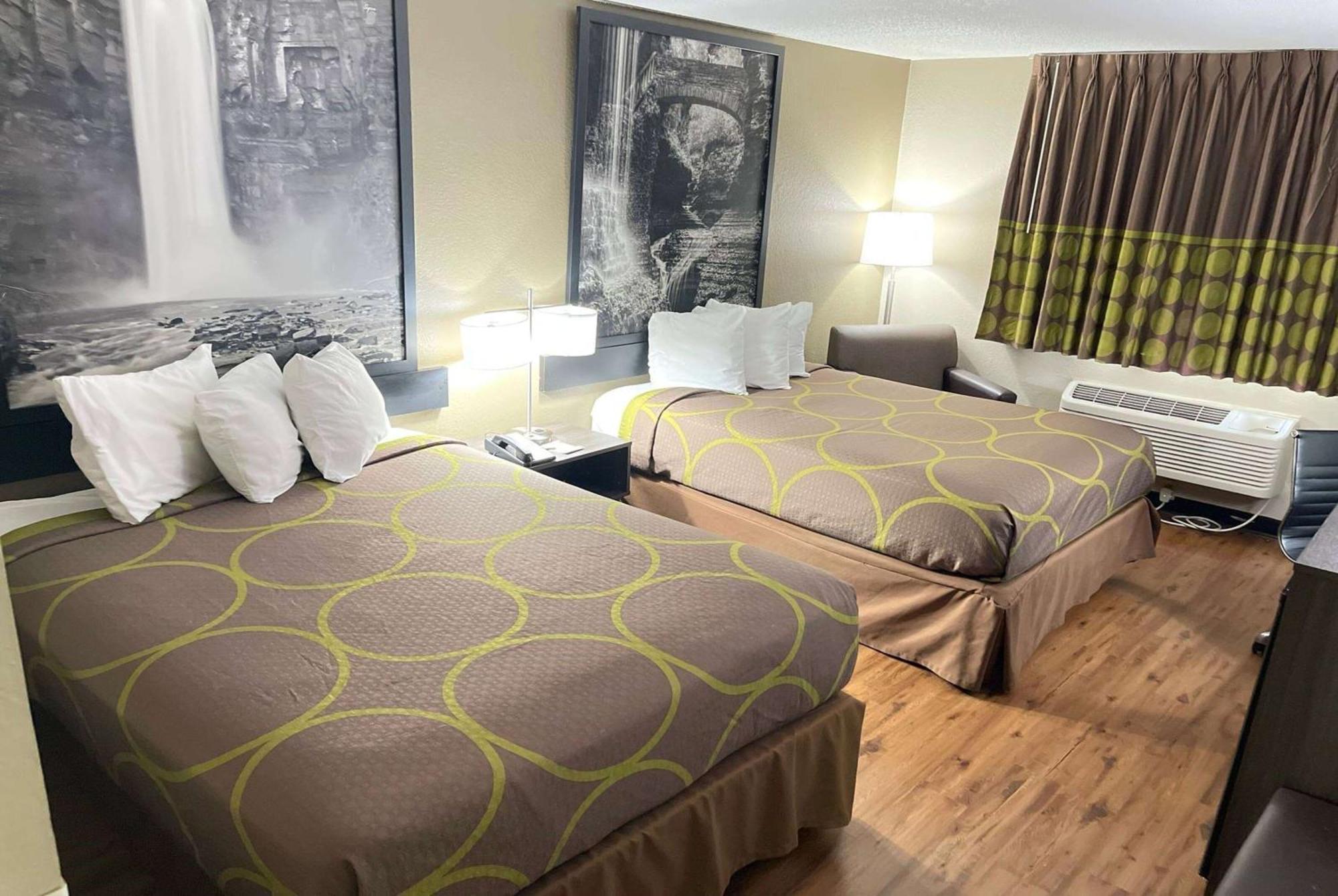 Hotel Super 8 By Wyndham Ithaca Exteriér fotografie