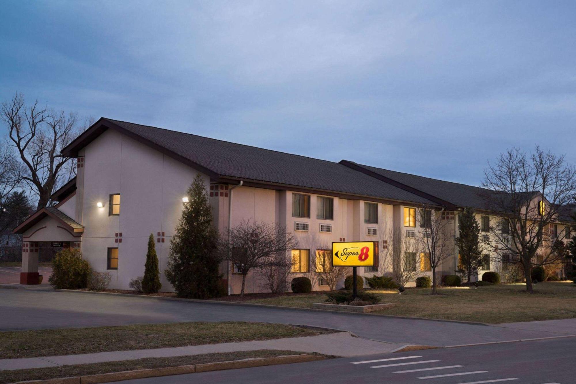 Hotel Super 8 By Wyndham Ithaca Exteriér fotografie