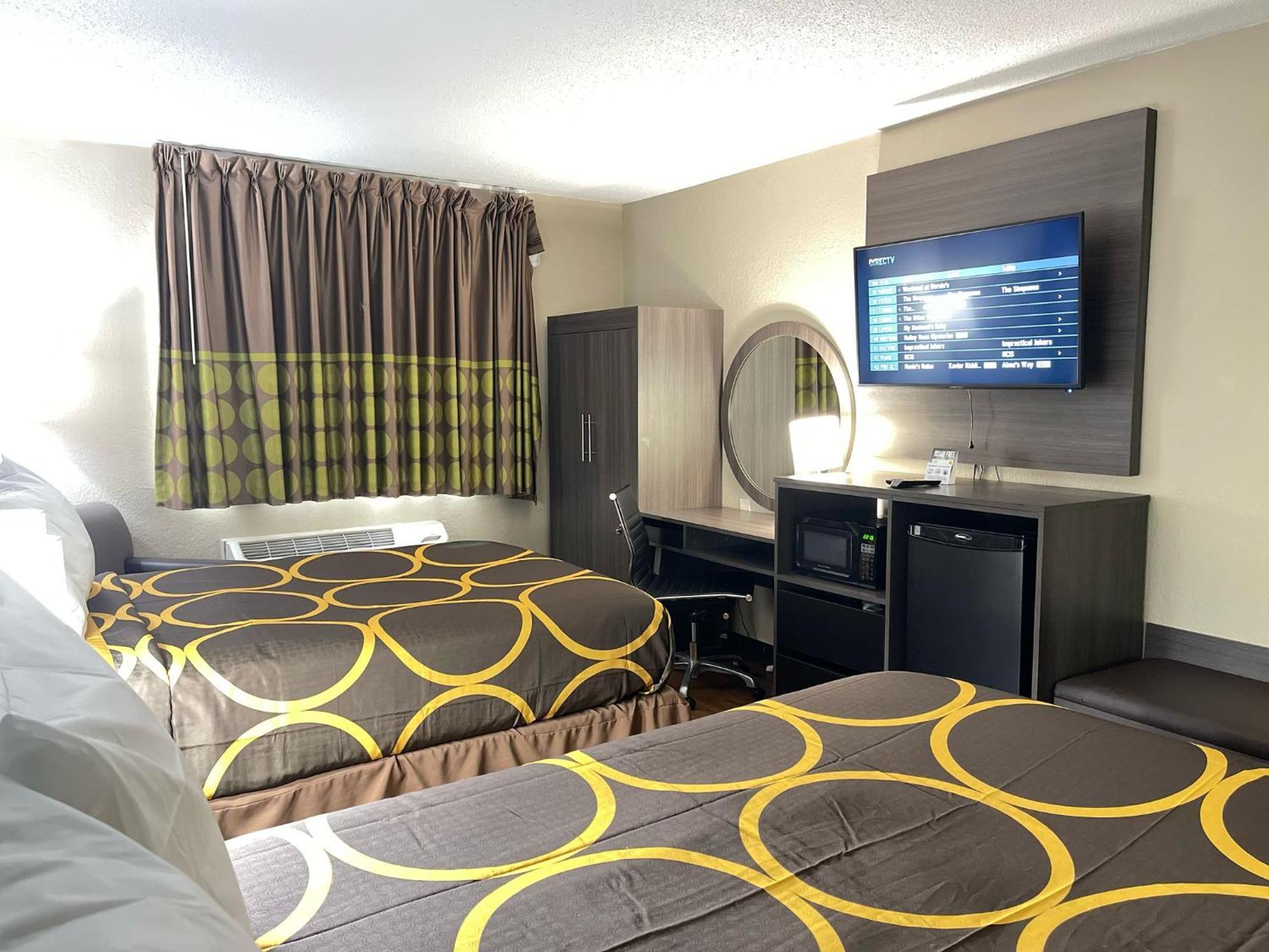 Hotel Super 8 By Wyndham Ithaca Exteriér fotografie